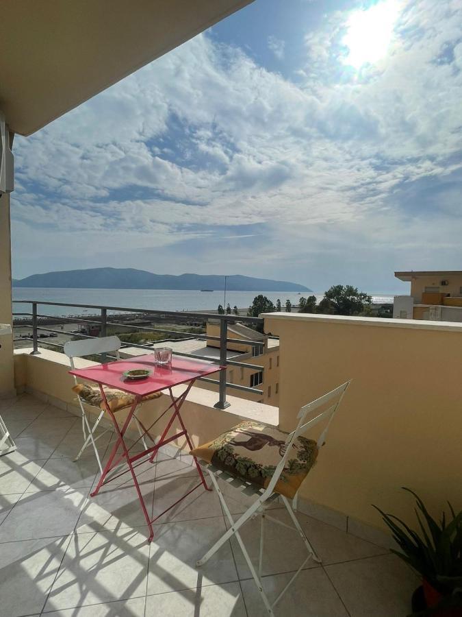 Kraal Apartments Vlorë Esterno foto